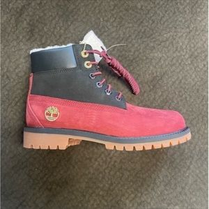Timberland with shearling- 5.5